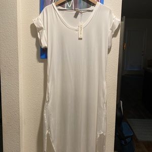 White Short Sleeve Maxi dress w/ Pockets